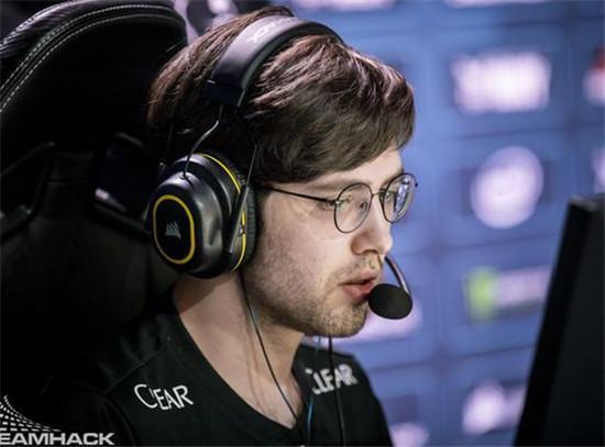 能否原班人马再战一年？ bin 、 Xun 、Elk合同即将到期 knight与ON明年到期