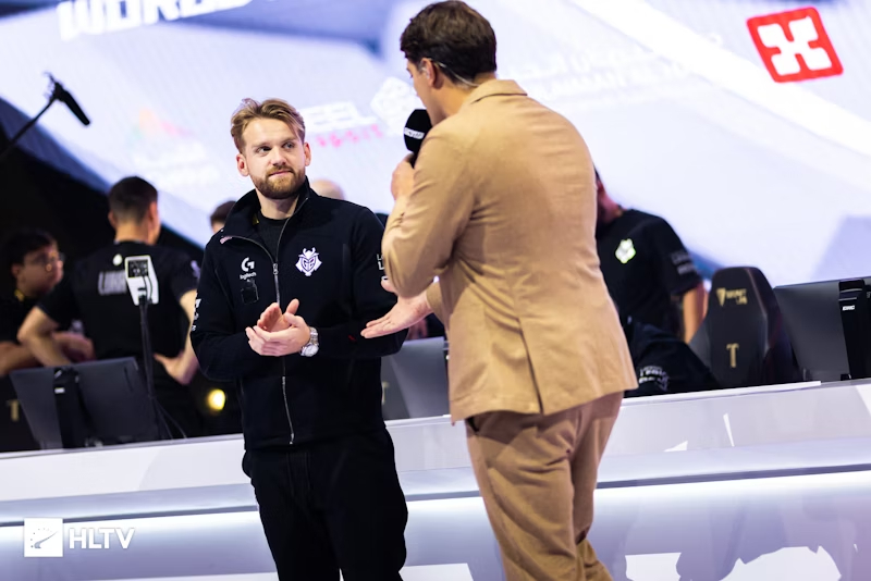 LPL夏季赛季后赛决赛：JDG 3：2 击败TES，夺得季后赛冠军